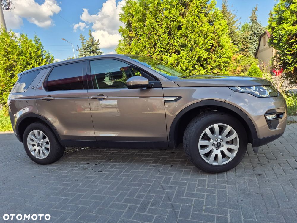Land Rover Discovery Sport 2.0 D150 SE - 16