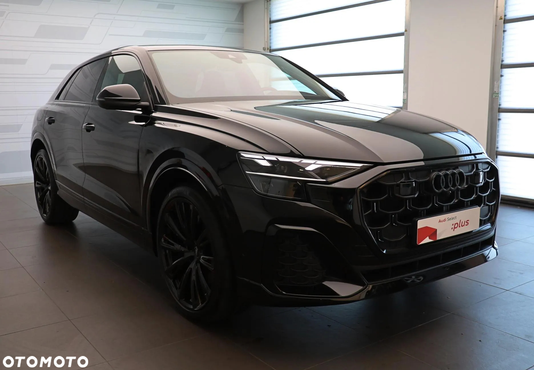 Audi Q8 - 12