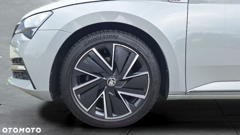 Skoda Superb 1.5 TSI Sportline DSG - 3