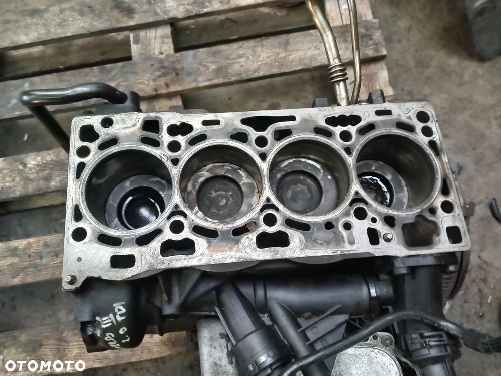 SKODA SUPERB III 2.0 TDI KOMPLETNY DÓŁ SILNIK - 4