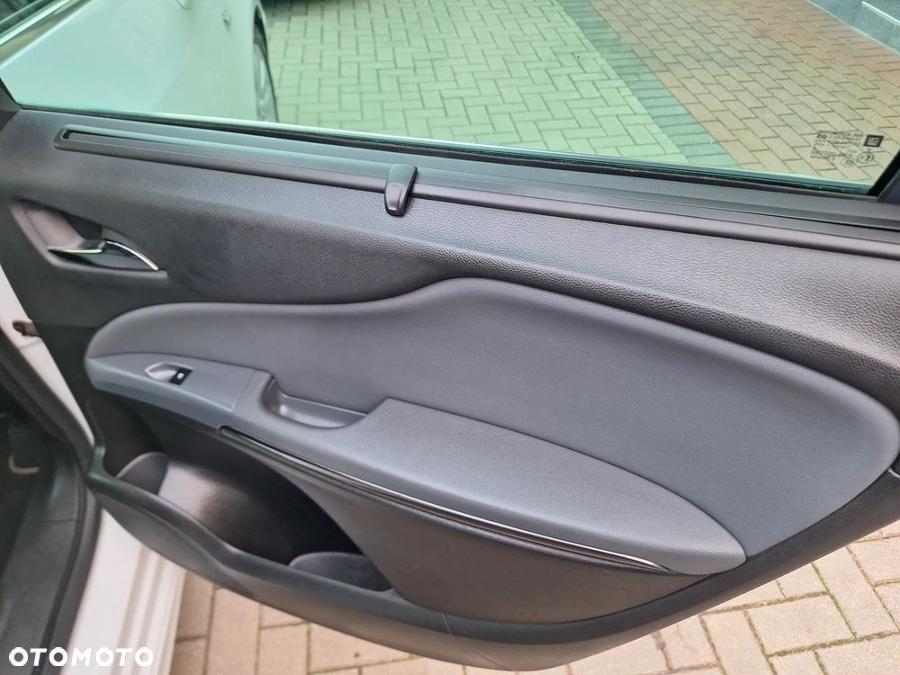 Opel Zafira - 17