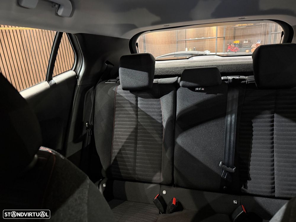 Peugeot 2008 1.5 BlueHDi Style - 40