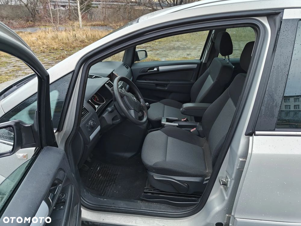 Opel Zafira 1.8 Family Plus - 32