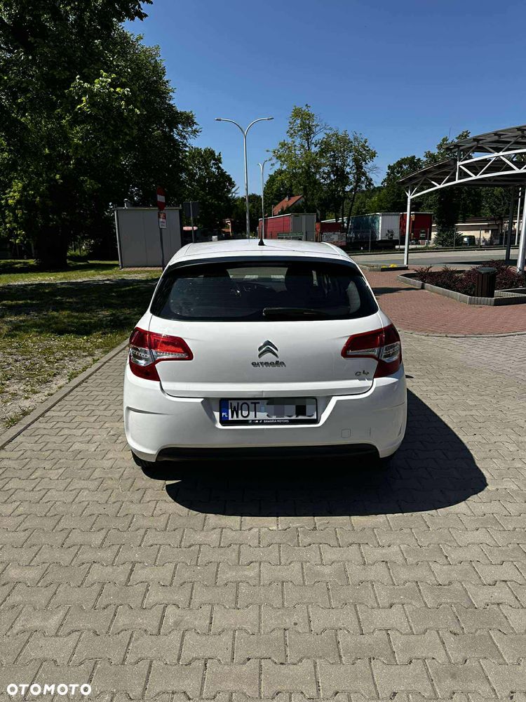 Citroën C4 VTi 95 Attraction - 4