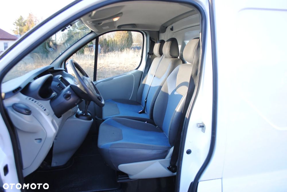 Renault Trafic - 17