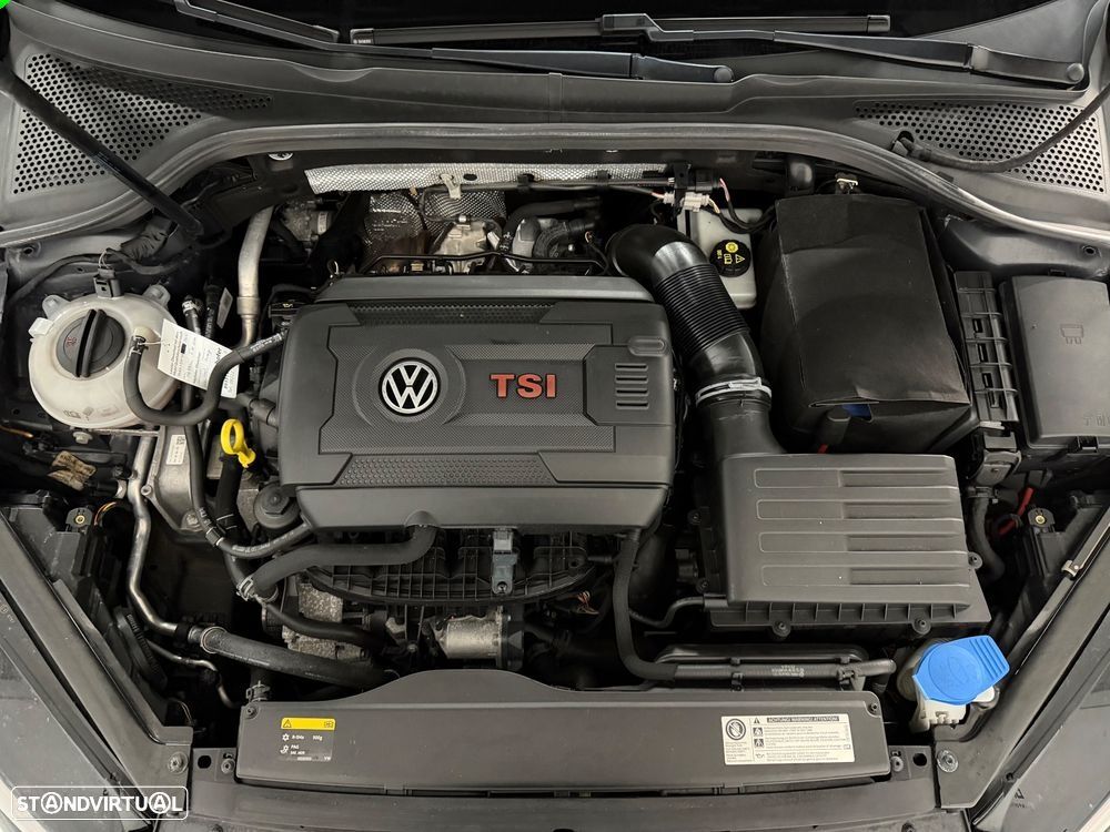 VW Golf GTI Performance BlueMotion DSG - 13