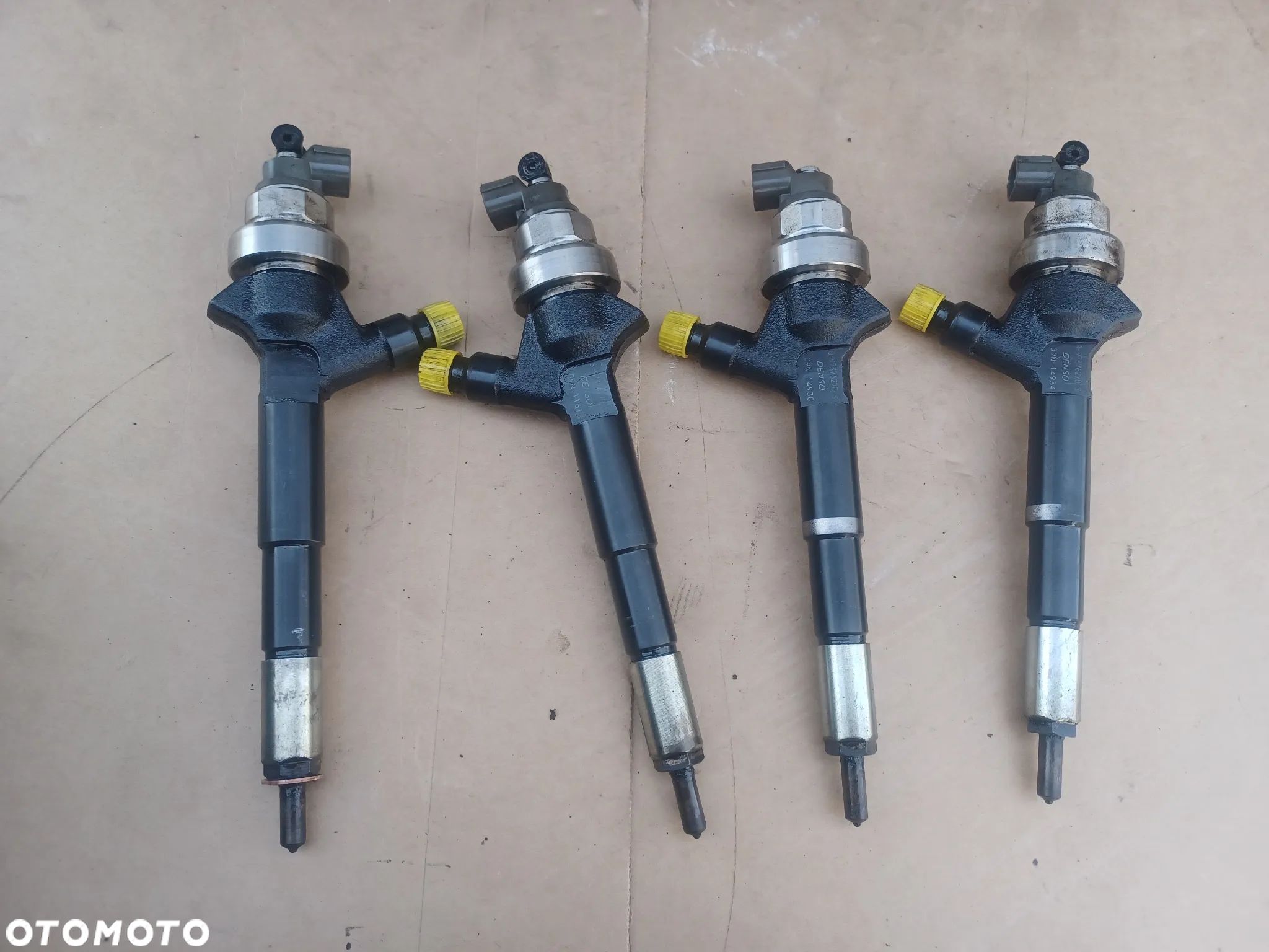 WTRYSK OPEL 1.7 CDTI 8-97376270-3 - 1