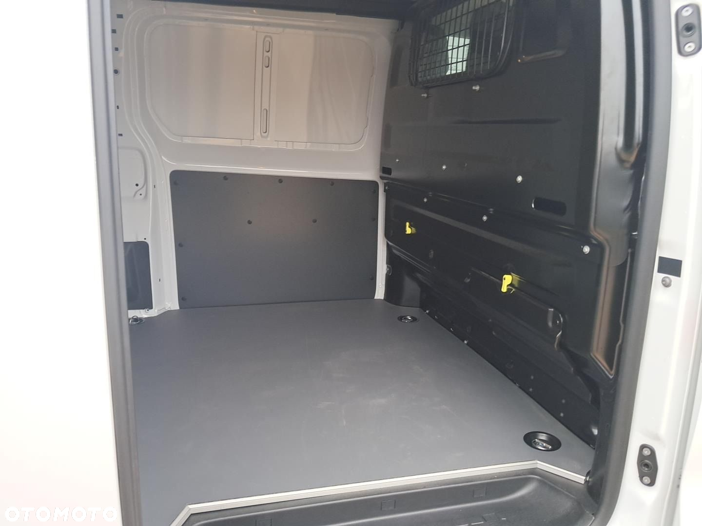 Toyota PROACE - 12