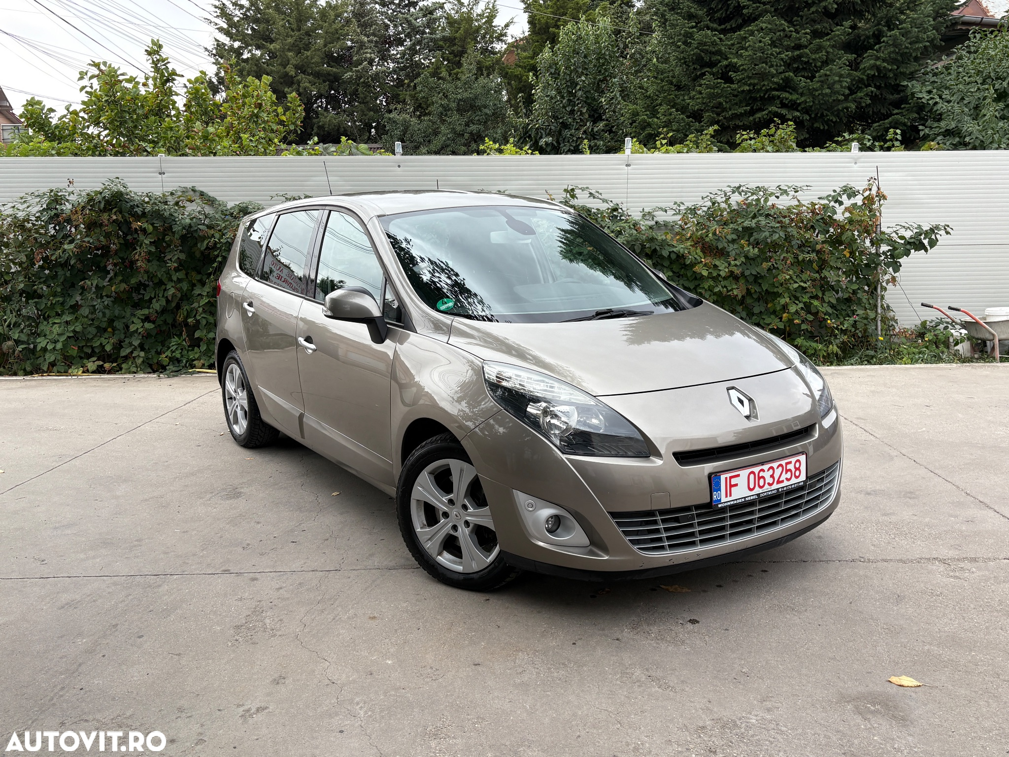 Renault Scenic dCi 150 Automatik Luxe - 10