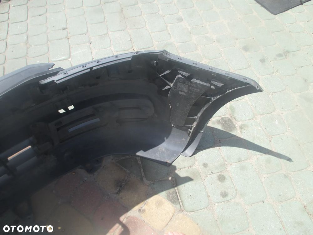 zderzak VW Caddy 04-10r - 6