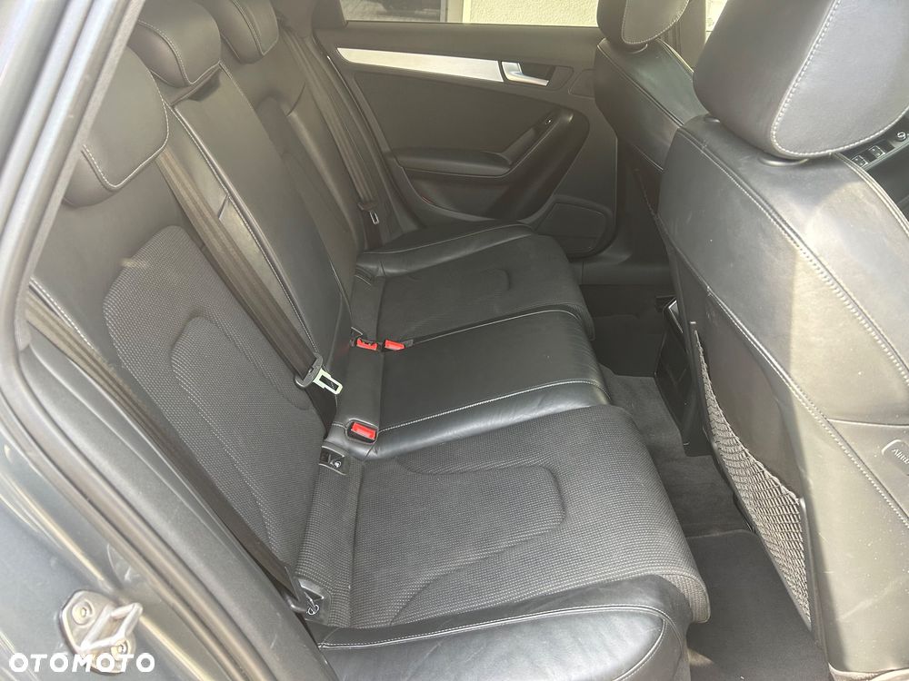 Audi A4 - 12
