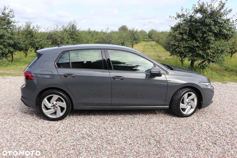 Volkswagen Golf VIII 2.0 TDI Life Plus - 15