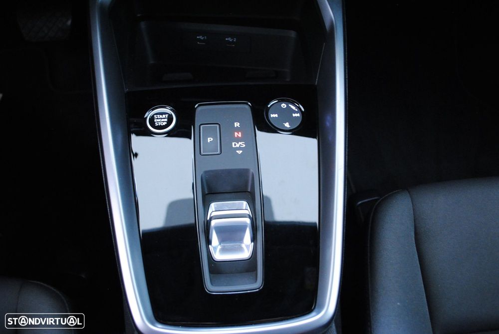 Audi A3 Sportback 30 TFSI Advanced S tronic - 22