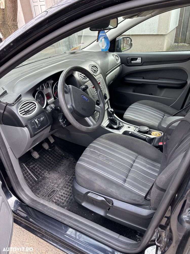 Ford Focus 1.6 Titanium - 7