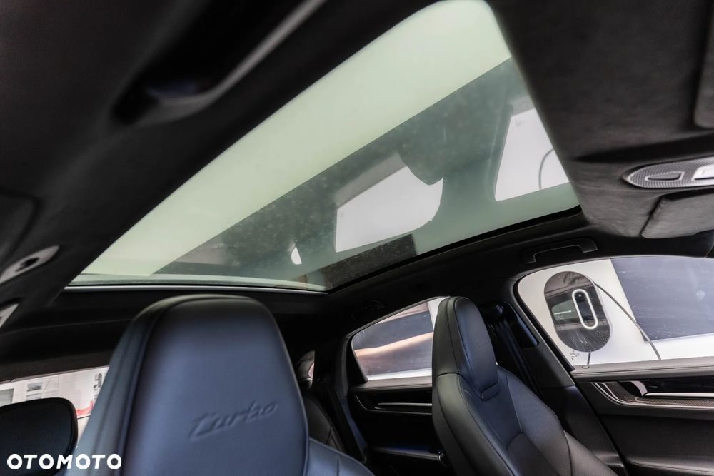Porsche Cayenne - 33