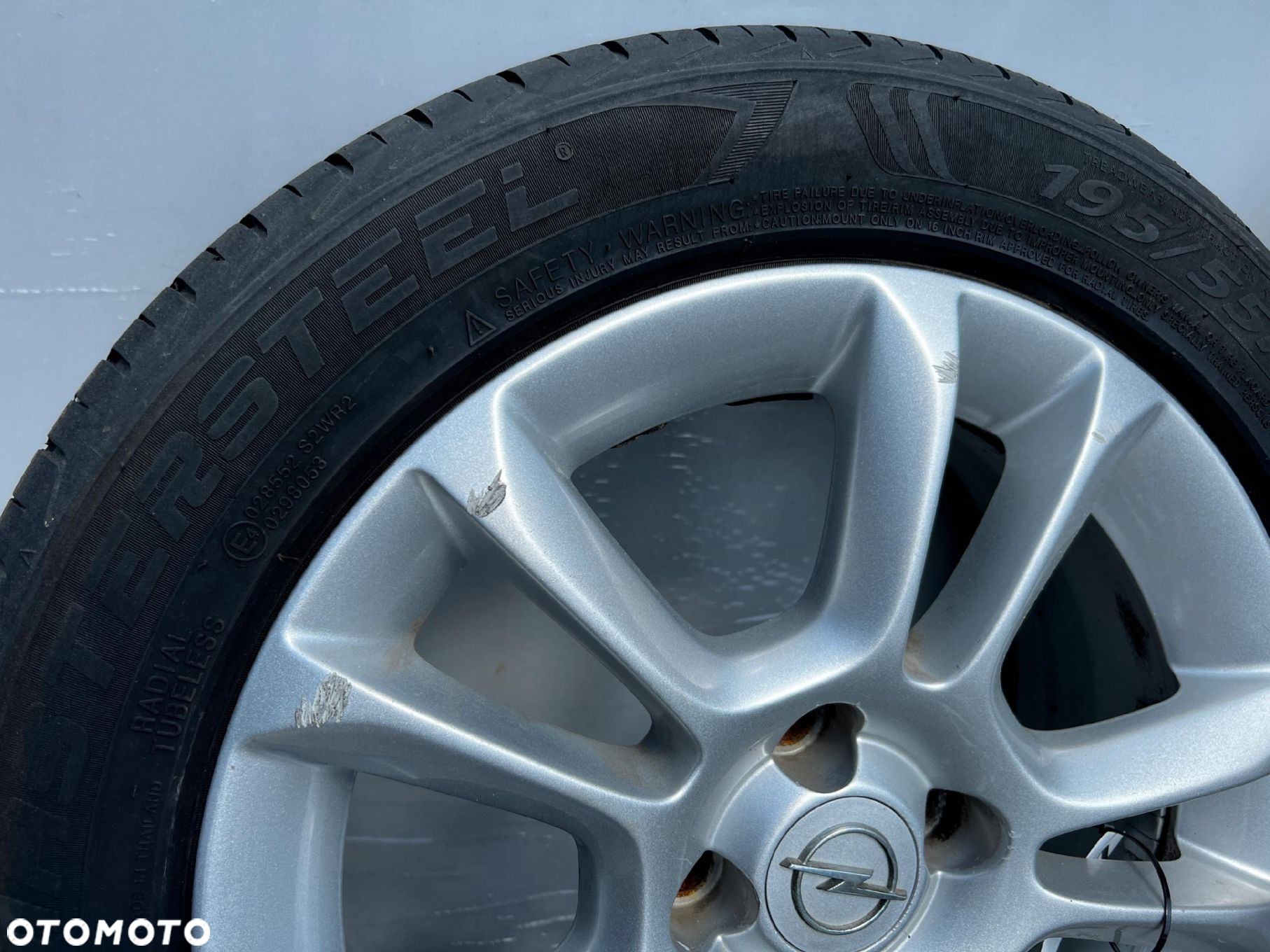 KOŁA FELGI OPONY CAŁOROCZNE LETNIE OPEL CORSA D E 195/55 R16 - 8