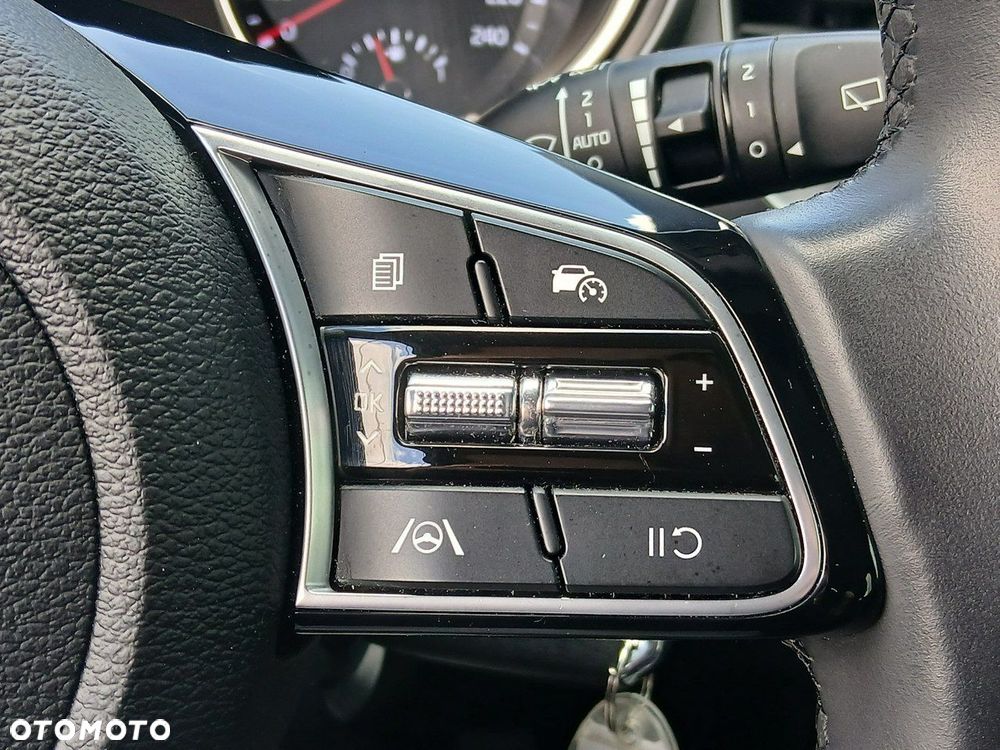 Kia XCeed 1.5 T-GDI M - 31