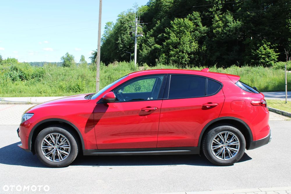 Alfa Romeo Stelvio 2.0 Turbo 16V AT8-Q4 - 10