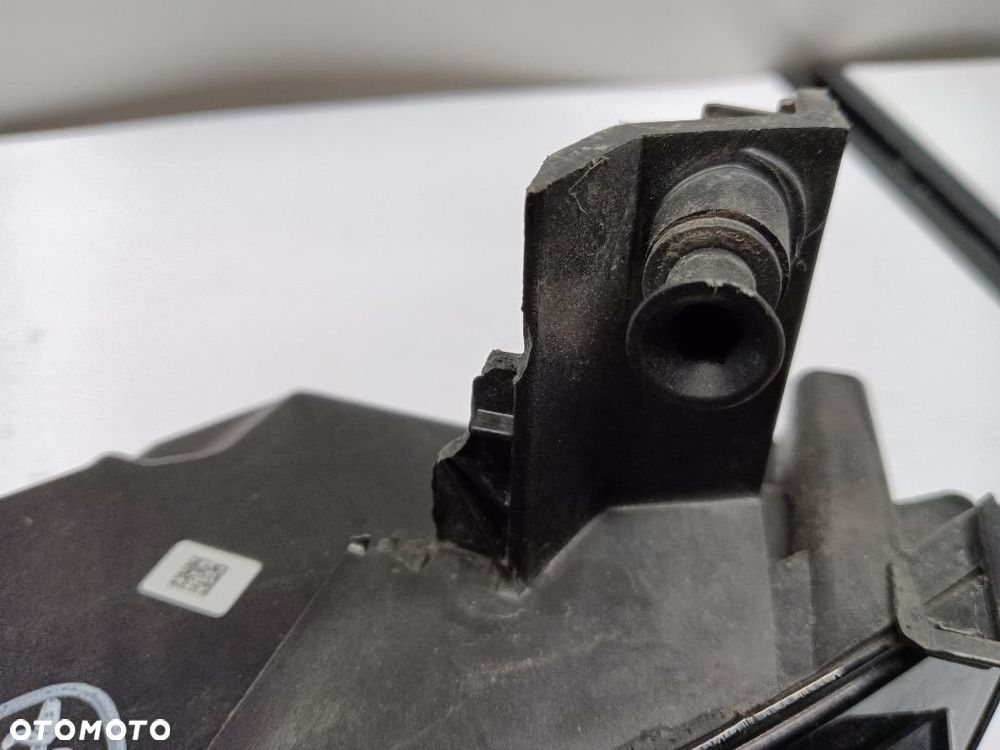 HALOGEN PRAWY VW TOURAN II 5TA941662 - 6