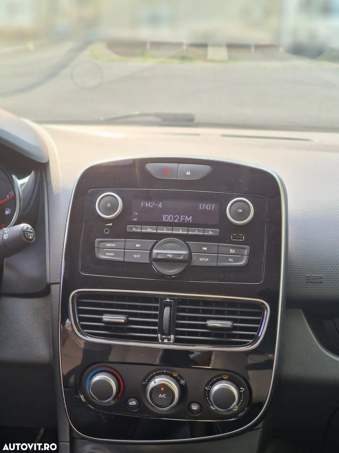 Renault Clio IV 1.2 Life - 8