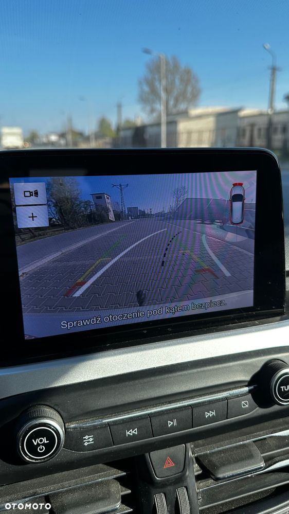 Ford Focus 1.5 TDCi Trend Sport PowerShift - 16