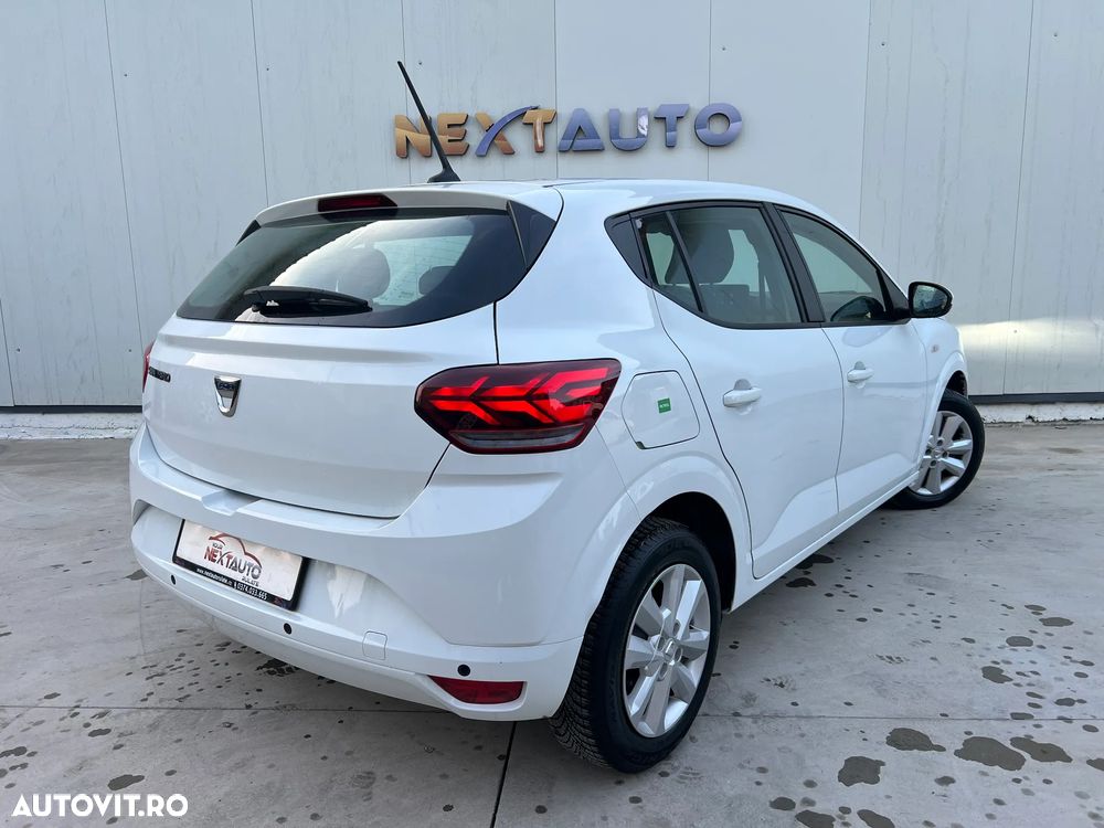 Dacia Sandero - 4