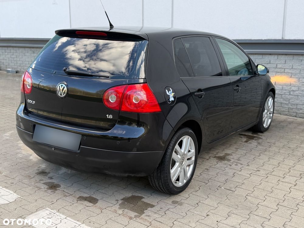 Volkswagen Golf 1.6 Automatik Trendline - 7