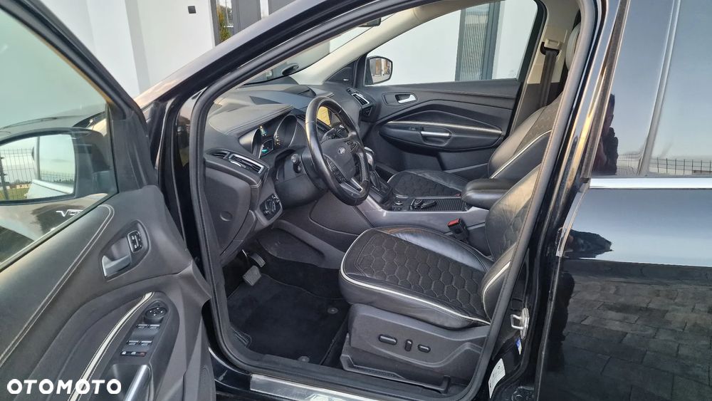 Ford Kuga 2.0 TDCi 4x4 Vignale - 26