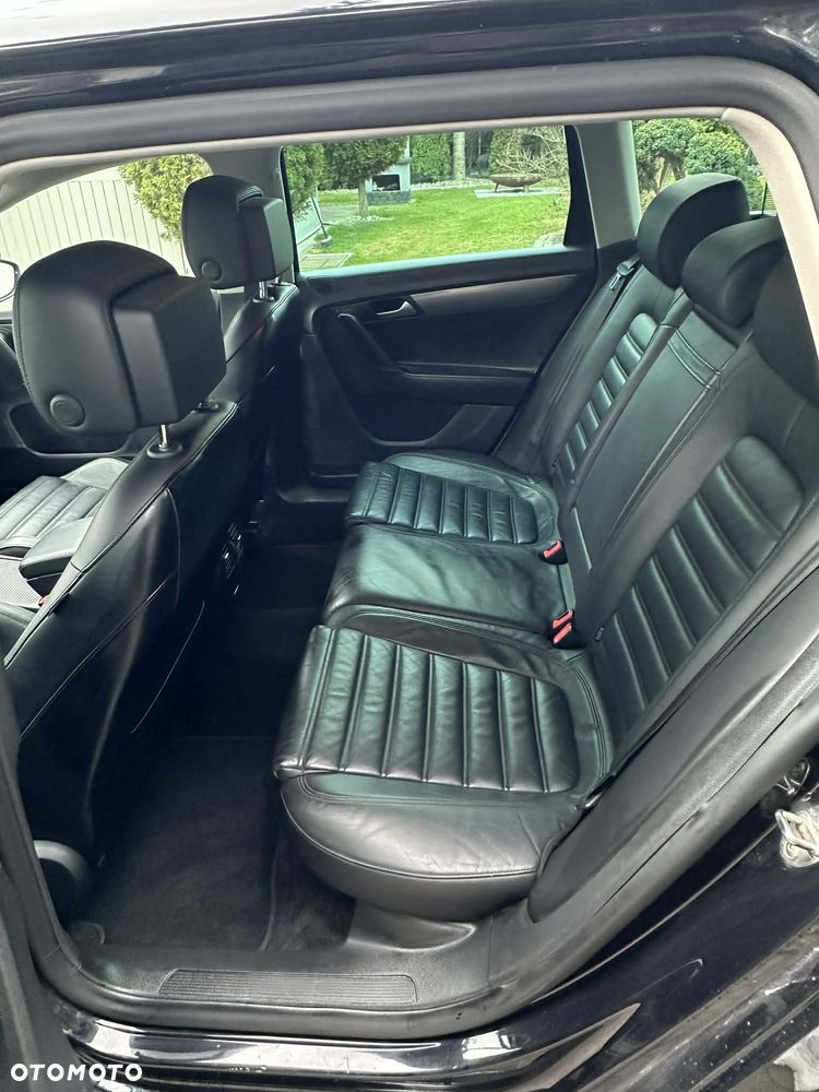 Volkswagen Passat 2.0 TDI 4Motion DSG BlueMotion Tech R-Line - 29