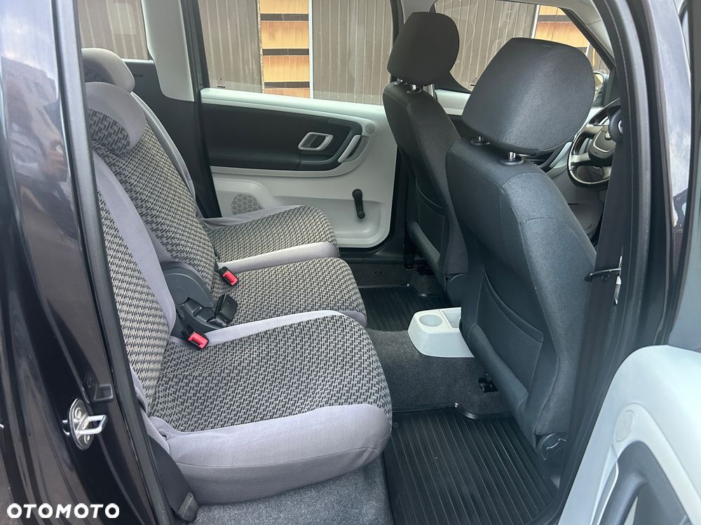Skoda Roomster - 15