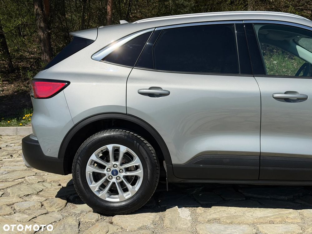 Ford Kuga 2.5 Duratec FHEV 4x4 TITANIUM X - 15