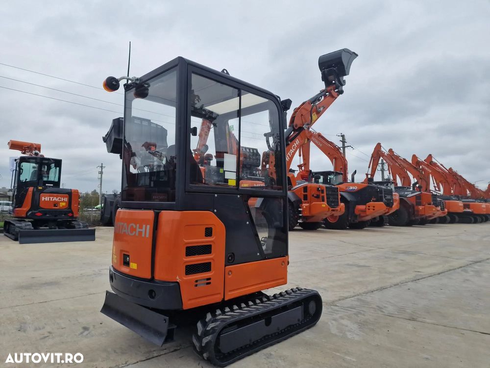 Hitachi ZX19, Masa operat 2tone, 2019, 1.596h, LAMA, CUPLA RAPIDA+3 CUPE, Senile extensibile, latime strans 0,98m, Inst picon, cabina, radio, senile 80% ok, STARE FOARTE BUNA, posibilitate leasing 4 ani, rata lunara 2.000 lei-PROMOTIE-17.900EUR+Tva - 30