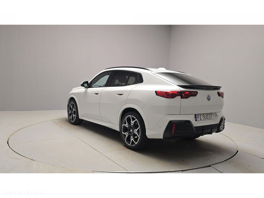 BMW X2 - 4