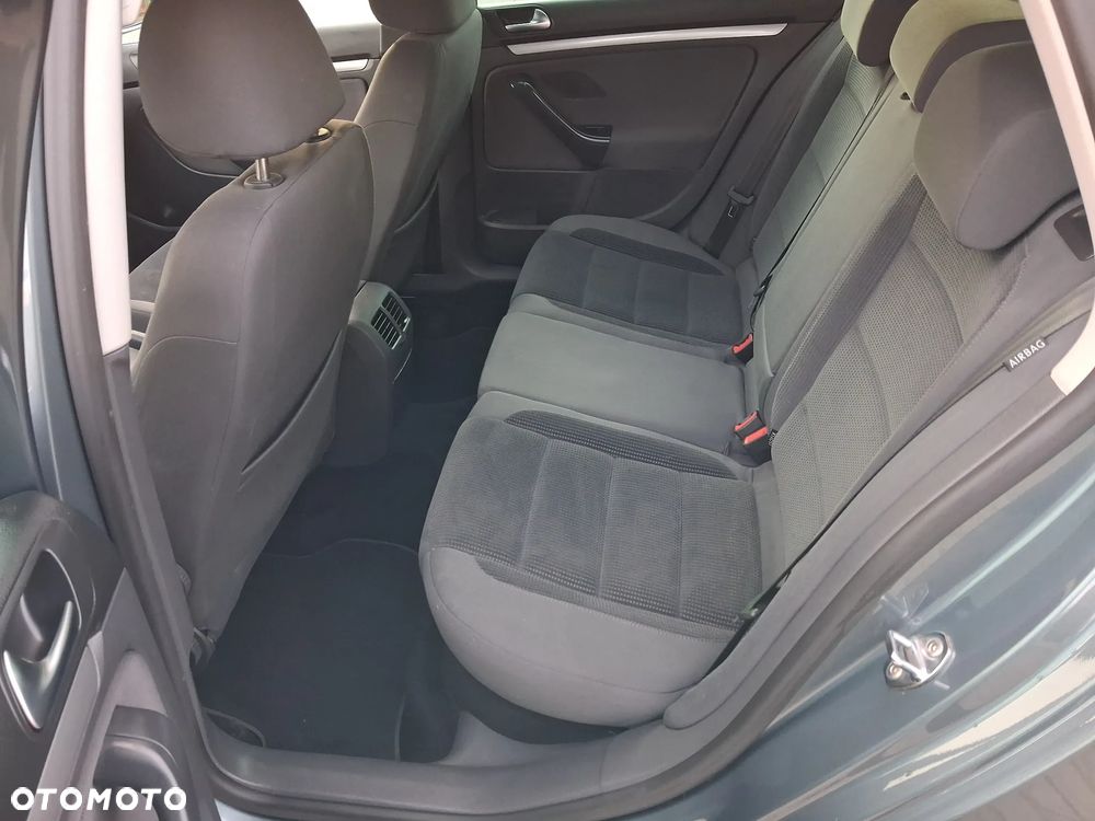 Volkswagen Golf 1.4 FSI Comfortline - 16