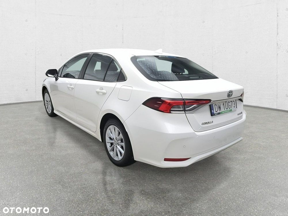 Toyota Corolla - 5