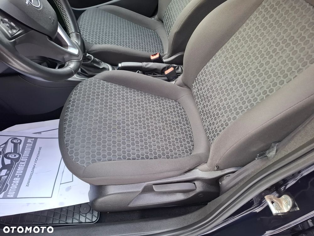 Opel Corsa 1.2 Enjoy - 21