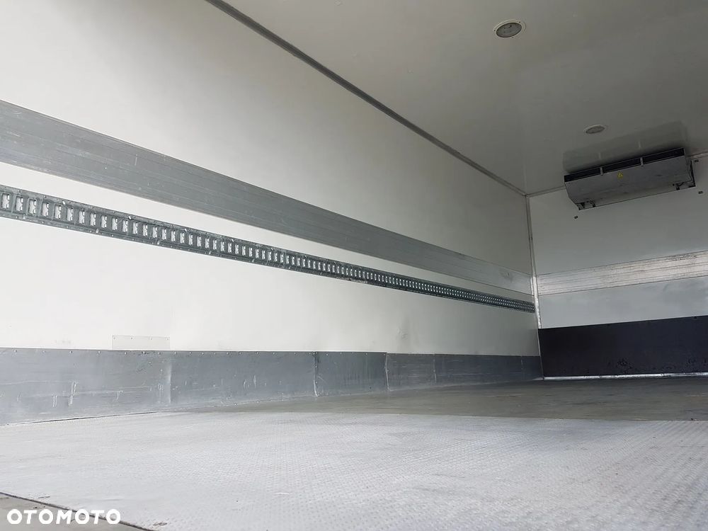 DAF 16T LF 230 WINDA CHŁODNIA 16EP 6,60x2,48x2,39 KLIMA IZOTERMA MROŹNIA - 23