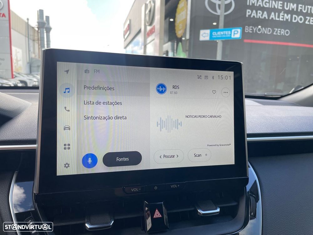 Toyota Corolla Cross 2.0 Hybrid Exclusive - 22