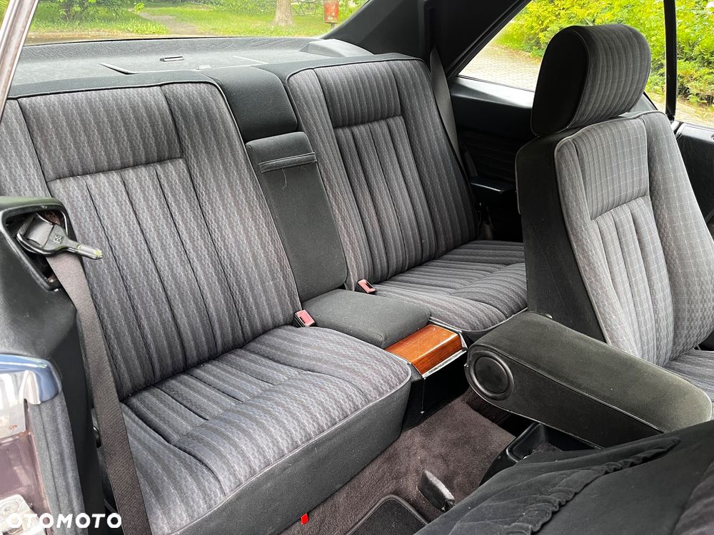 Mercedes-Benz W124 (1984-1993) - 15