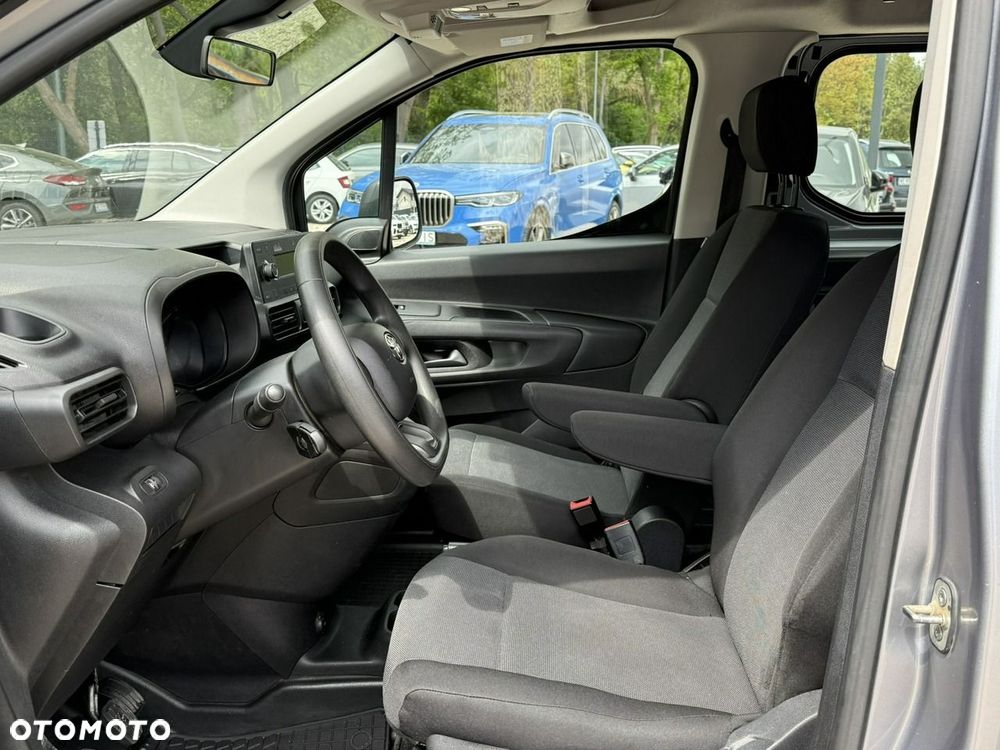 Toyota Proace City - 10
