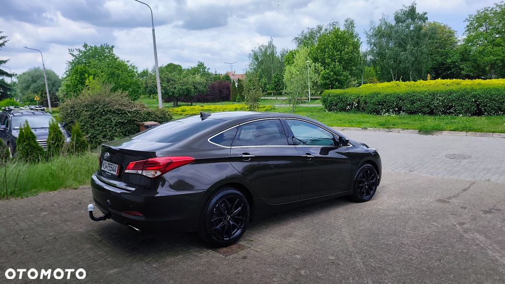 Hyundai i40 Kombi 1.7 CRDi DCT Premium - 24