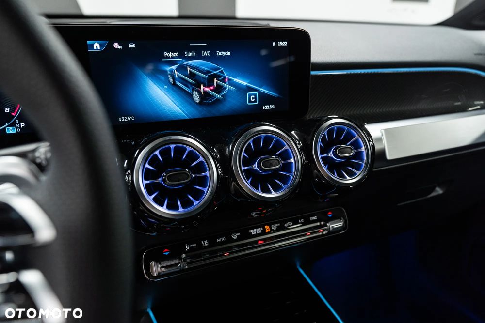 Mercedes-Benz GLB AMG 35 4Matic AMG Speedshift DCT 8G - 28