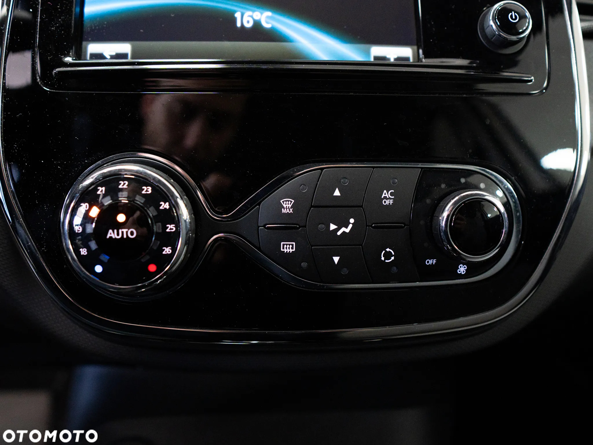 Renault Captur - 23
