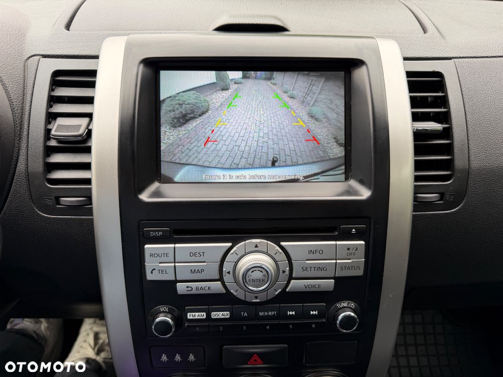 Nissan X-Trail 2.0 dCi 4x4 DPF Platinum - 11