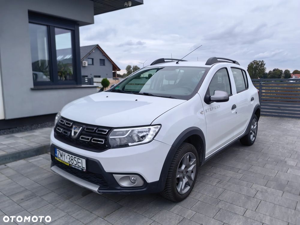 Dacia Sandero Stepway SCe 75 Essential - 1