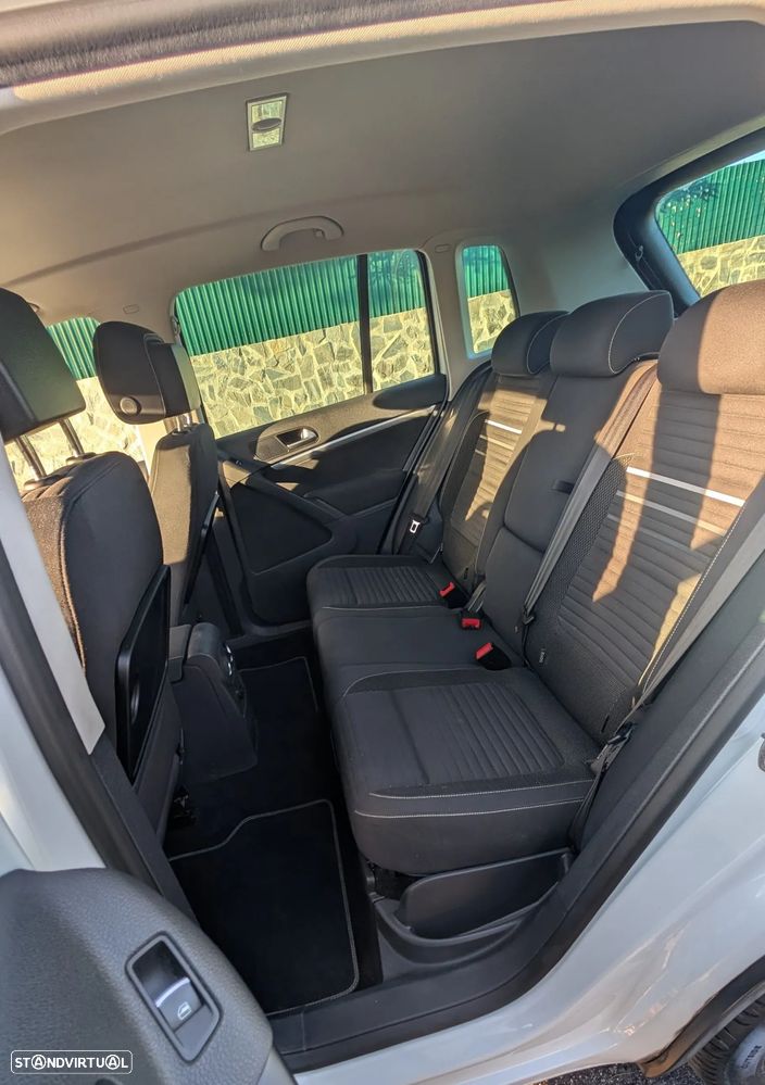 VW Tiguan 2.0 TDi Cup BlueMotion - 7