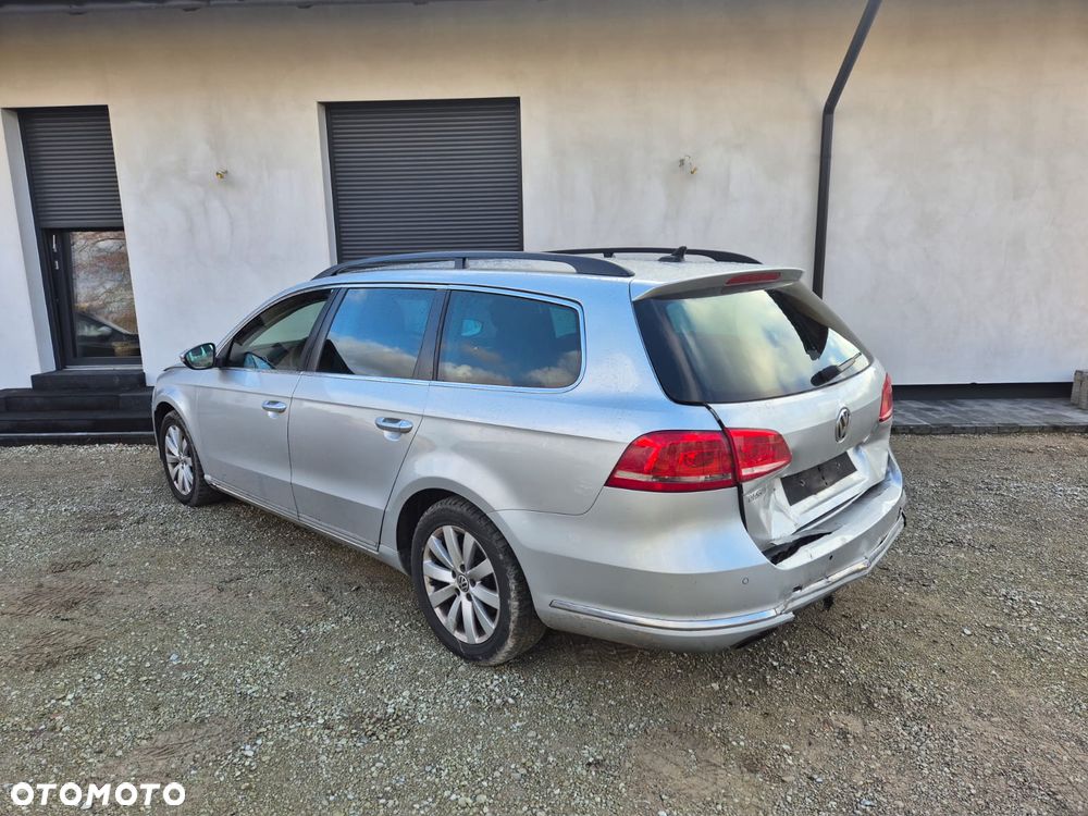 Volkswagen Passat - 6