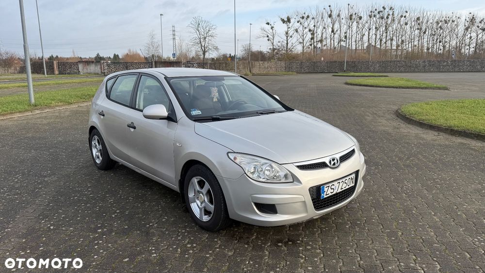 Hyundai i30 1.4 Base - 3