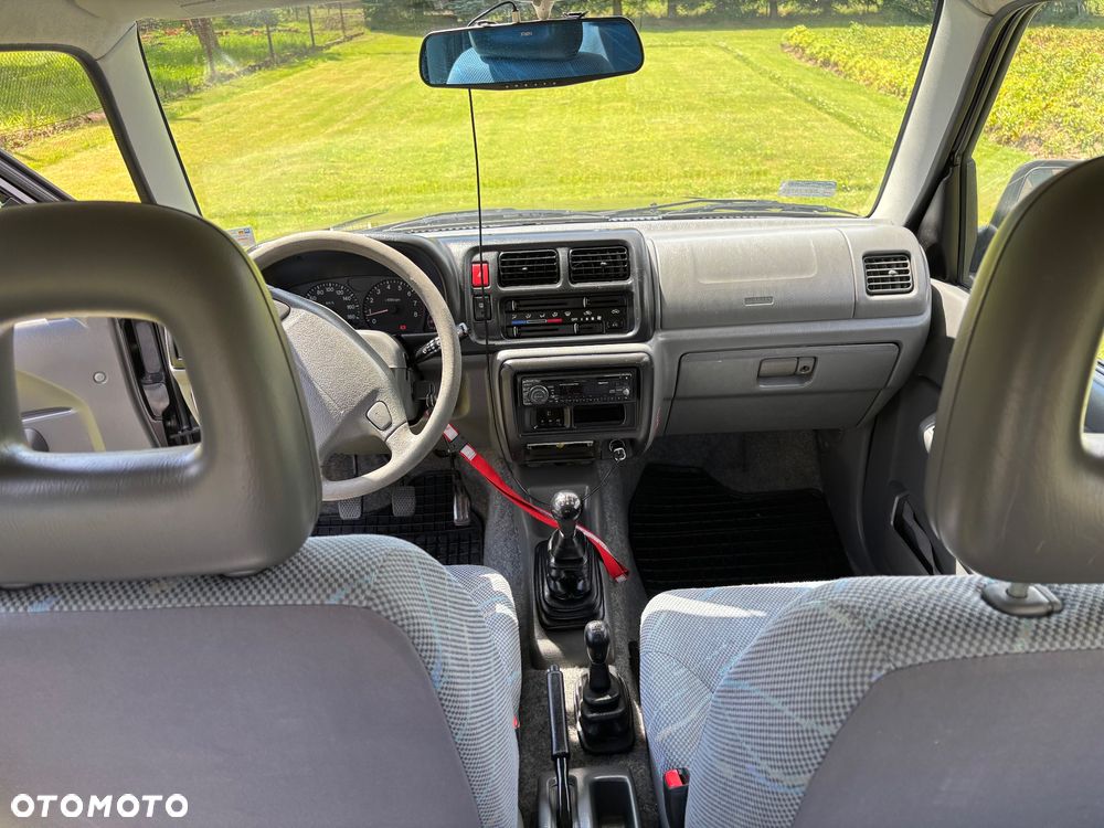 Suzuki Jimny 1.3 - 5