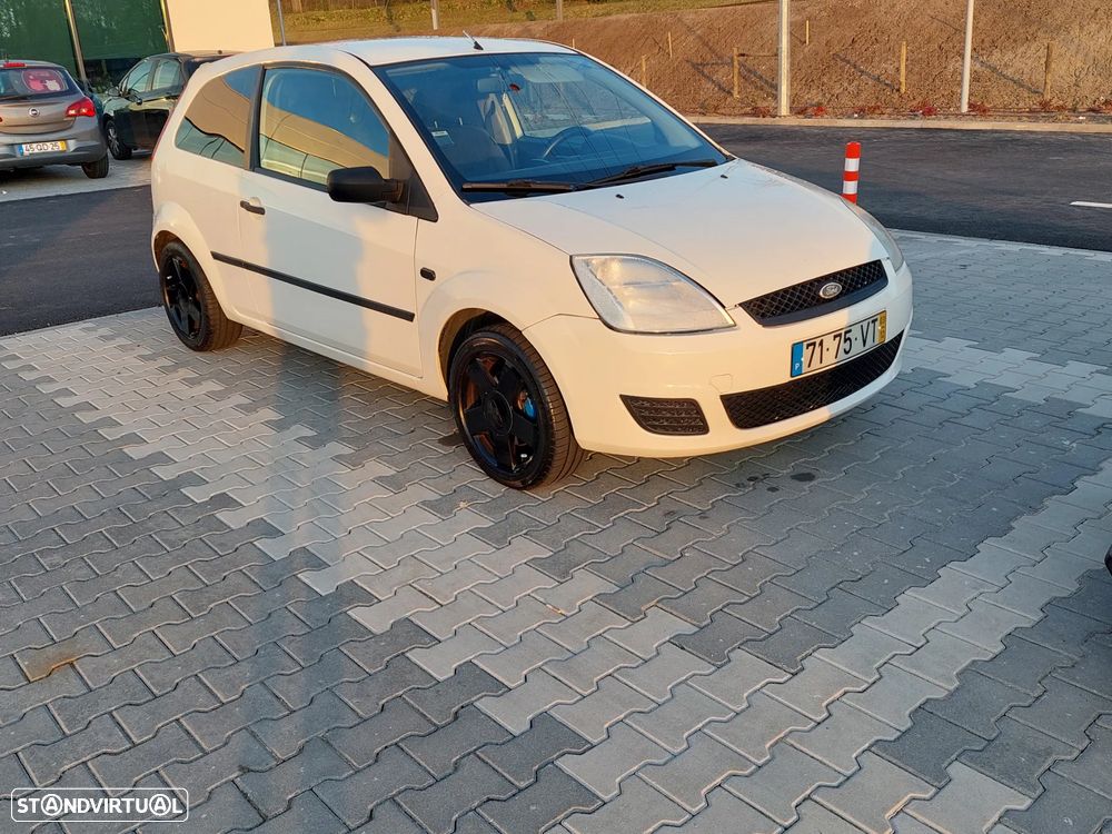 Ford Fiesta - 3